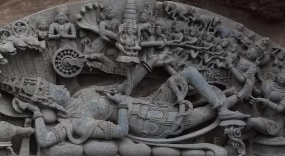 Installation of the Sheshshayi Vishnu Idol in Archaeological Site
								