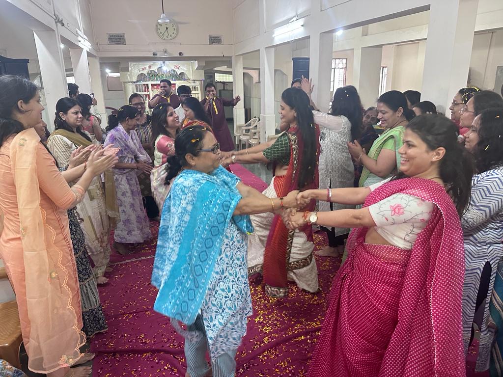 Panchavati Vruddhashram was seen immersed in holy rhythm by Sneh Sparsh.