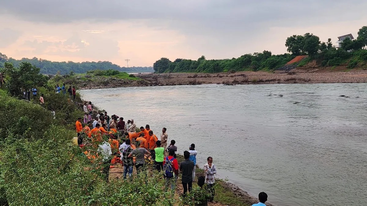Tragic Incident: 2 Bodies Recovered, 2 Still Missing After Picnic Friends' Drowning