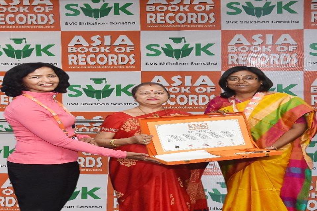 SVK Shikshan Sanstha, L.A.D. and S.R.P College for Women, Nagpur set record in Unique Cooking Contest for Asia Book of Records