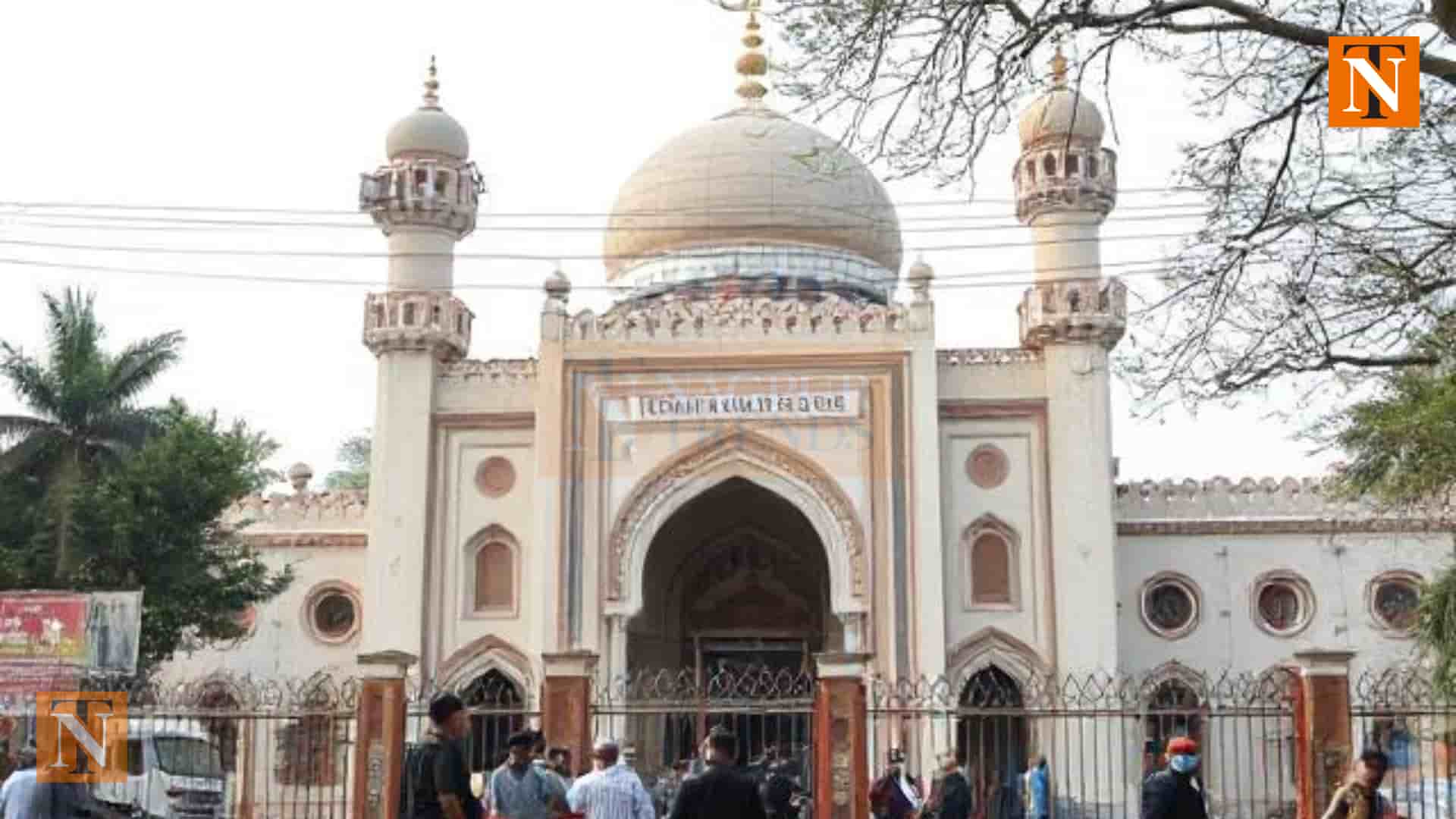 Police Boost Security in Sensitive Areas of Nagpur for Friday Prayers
								
