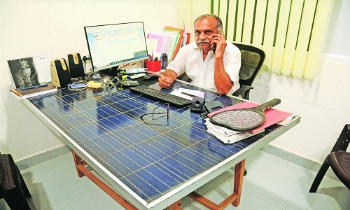 Dr. Vivek Bhore Advocates for Reutilization of Discarded Solar Panels