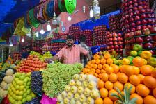 Police Searching Two Accused of Swindling a Fruit Seller in Kalamna For Rs 15 lakh
								