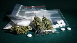 Police Seize Drugs Worth 1 Lakh, Two Individuals Arrested
								