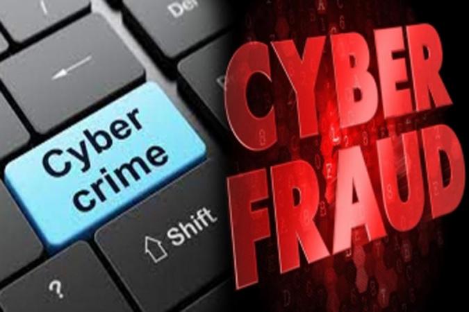 Fake Facebook Account Impersonating Police Commissioner of Nagpur for Money Scam