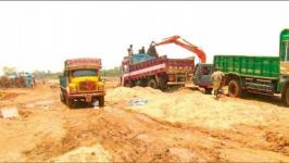 Violent Encounter Unfolds as Sand Mafia Targets Revenue Officer
								