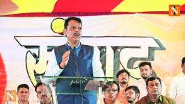 Deputy CM Sets Midnight Deadline for Ganesh and Durga Murti Visarjan
								