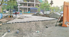 Nagpur Roads a Mess: Commuters Struggle Daily
								