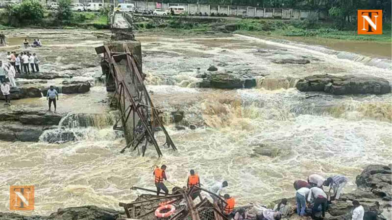 6 Dead, Several Missing After Bridge Collapses Over Indrayani River in Pune
