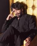 Nagarjuna Apologizes to Differently-Abled Fan After Bodyguard's Shove
								
