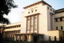 GMCH Incident: Fake Reporter Munna Assaults Officer in Custody
								