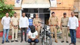 Stolen Bullet Worth ₹1.98 Lakh Recovered by Nagpur Railway Police
								