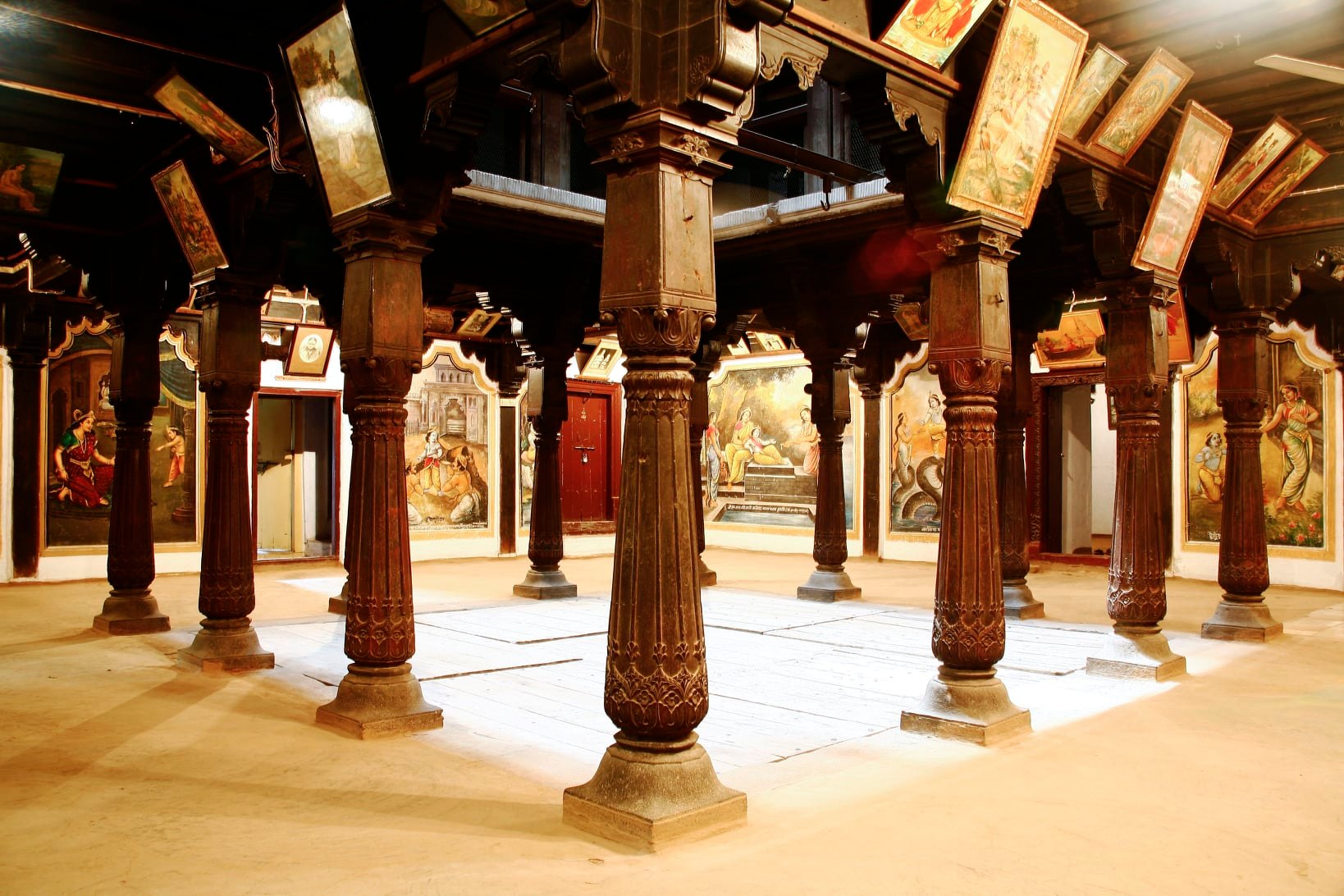 NMC Organizes Heritage Walk with Nagpur@2025 Initiative led by Atharva Shivankar